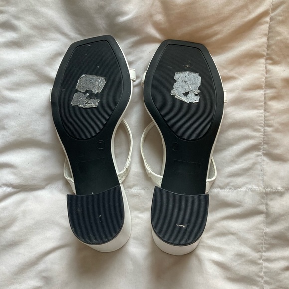 WHITE SHEIN HEELS - Picture 8 of 9